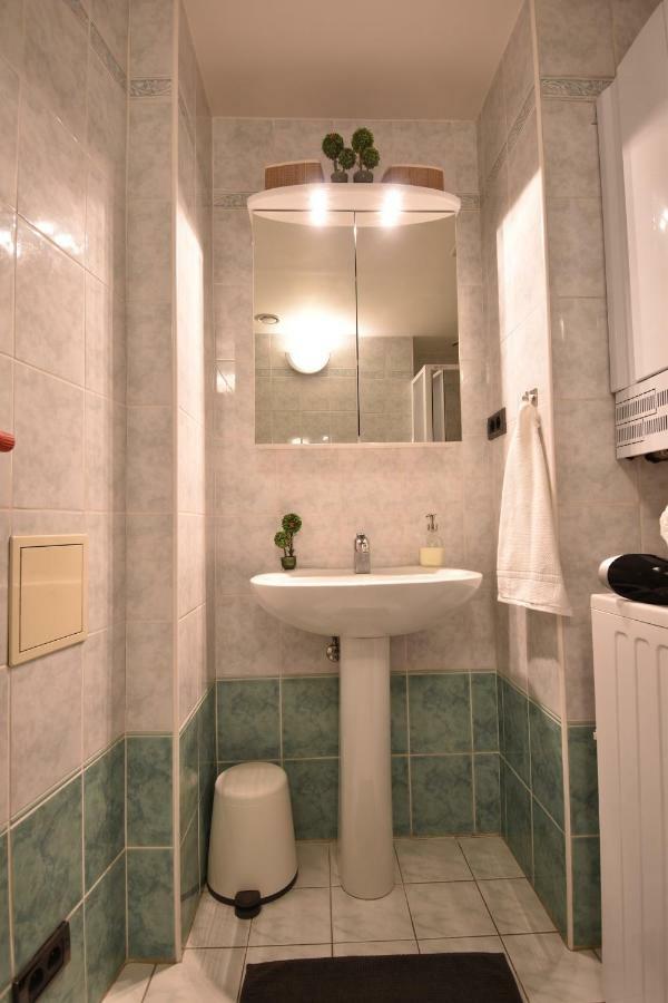 Cozy Flat By The Astronomical Clock Praga Exterior foto